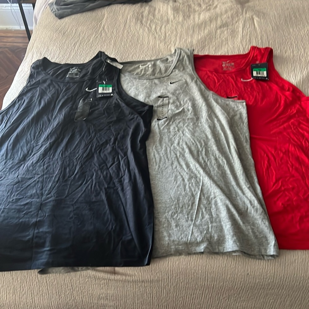 3 Brand New Nike T-shirts